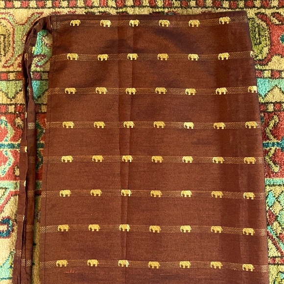 Thai Wrap Sarong - Picture 2 of 5